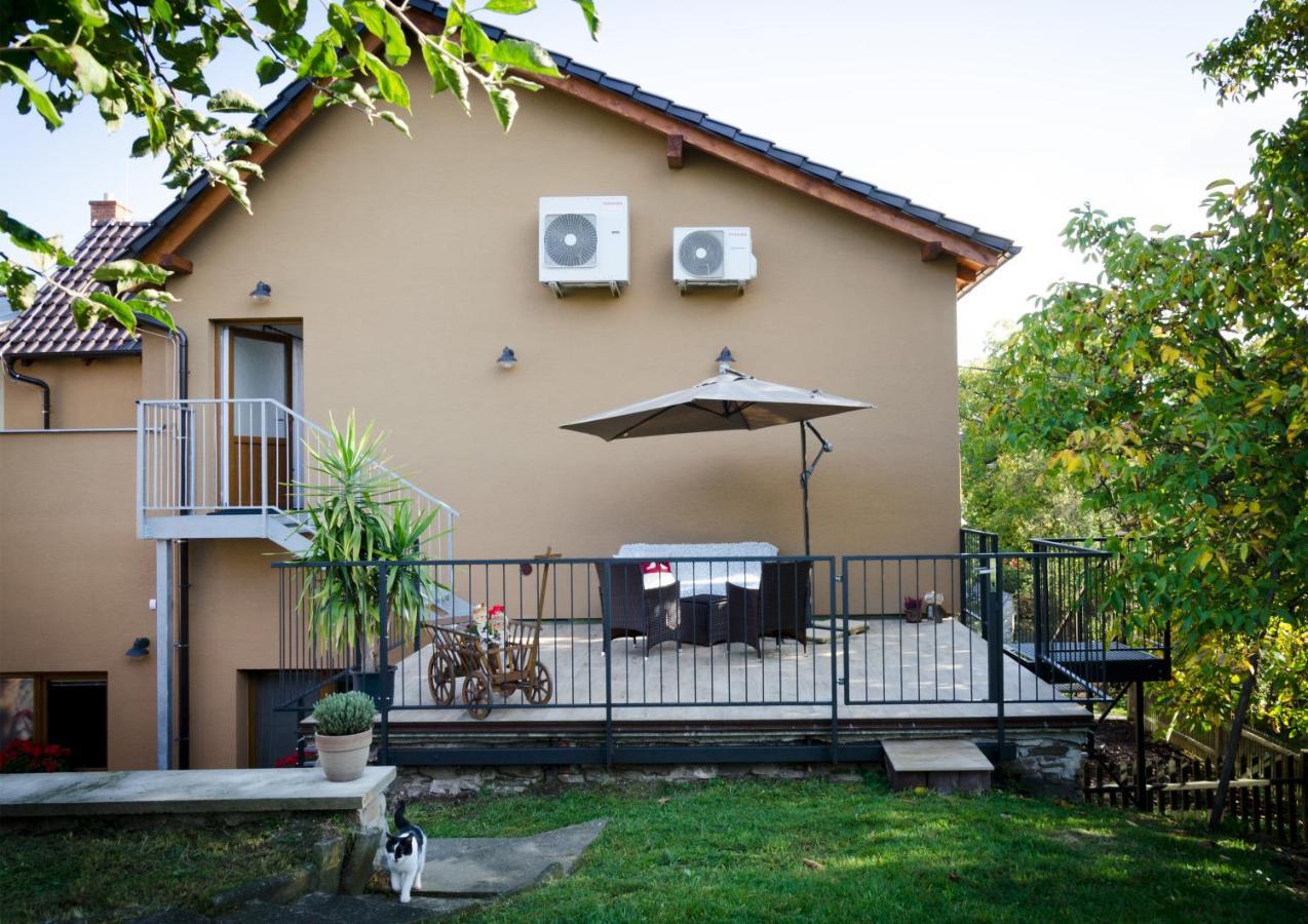 Apartmany U Kotacku Veverske Kninice Buitenkant foto
